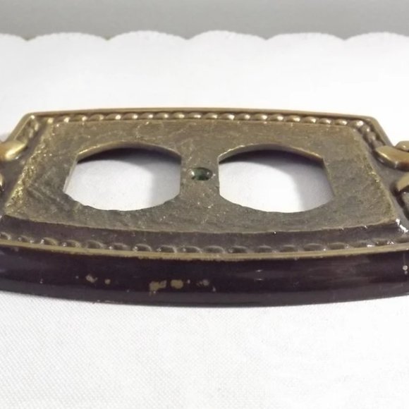 Vintage Brass Finish Switch Plate Cover, Electrical Outlet Cover for Two Plugs - Picture 5 of 10